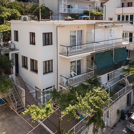 Apartments Antonija Omiš Esterno foto