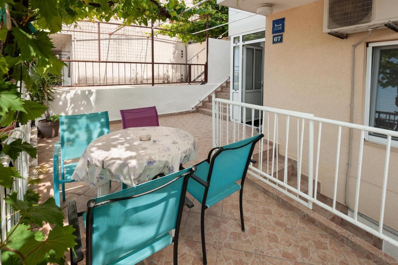 Apartments Antonija Omiš Esterno foto