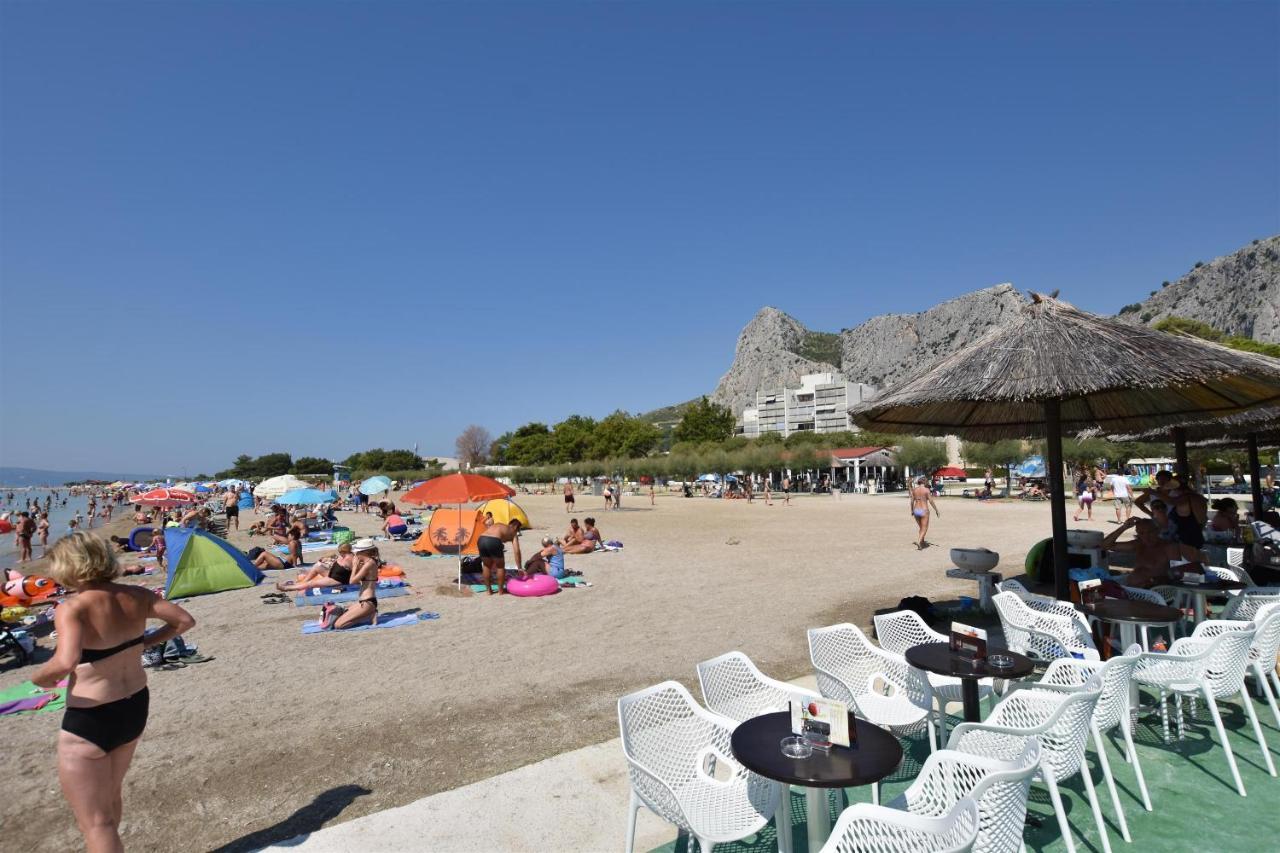 Apartments Antonija Omiš Esterno foto