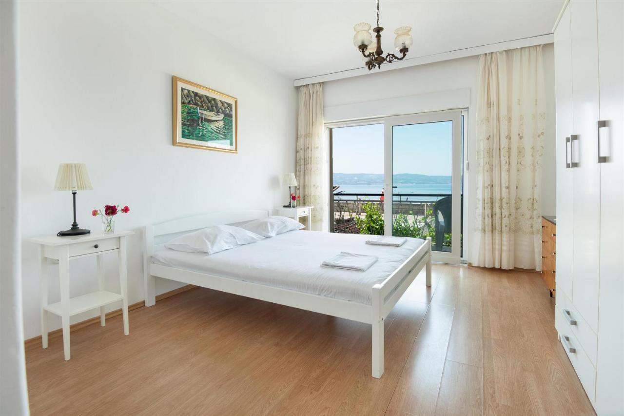 Apartments Antonija Omiš Esterno foto