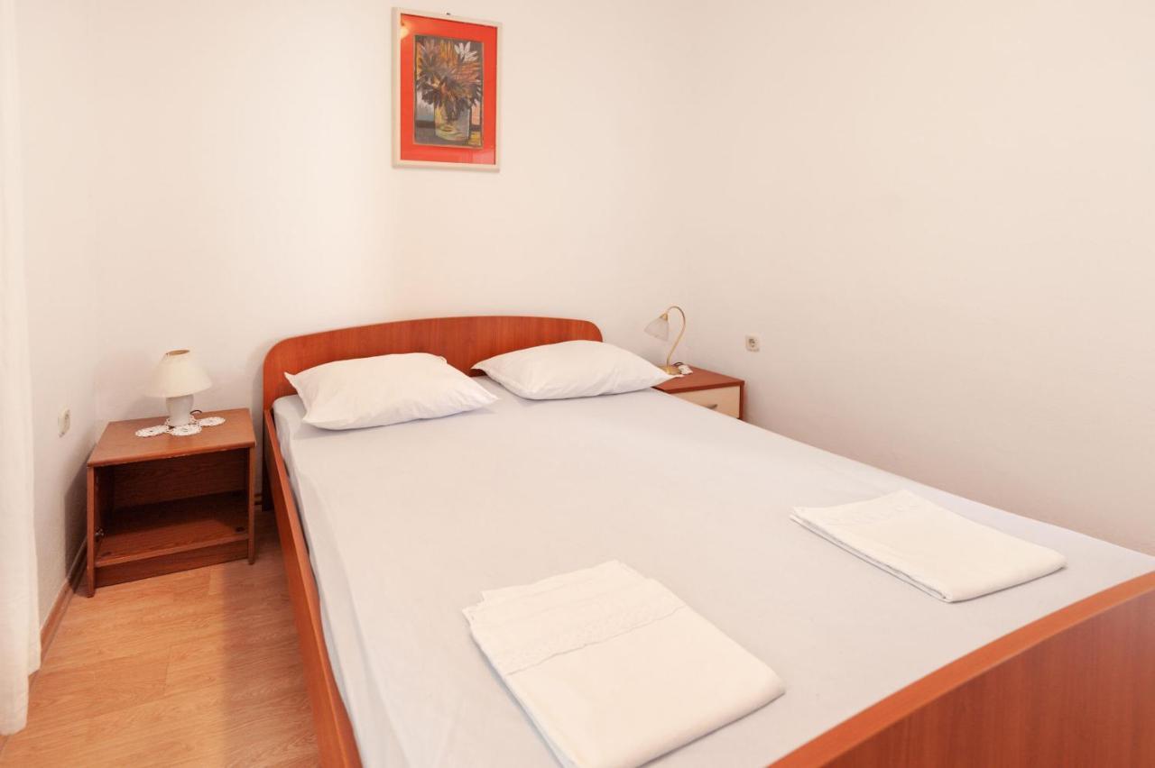 Apartments Antonija Omiš Esterno foto